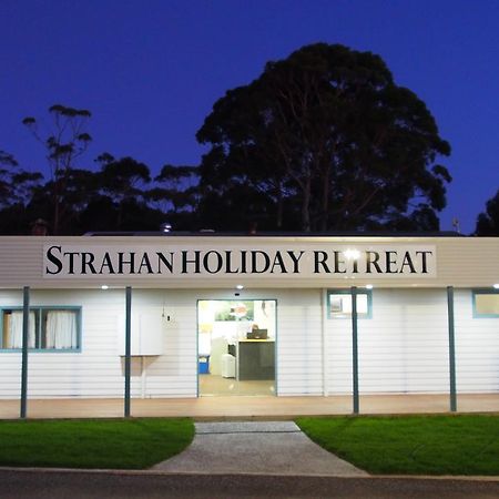 Strahan Retreat Holiday Park ภายนอก รูปภาพ