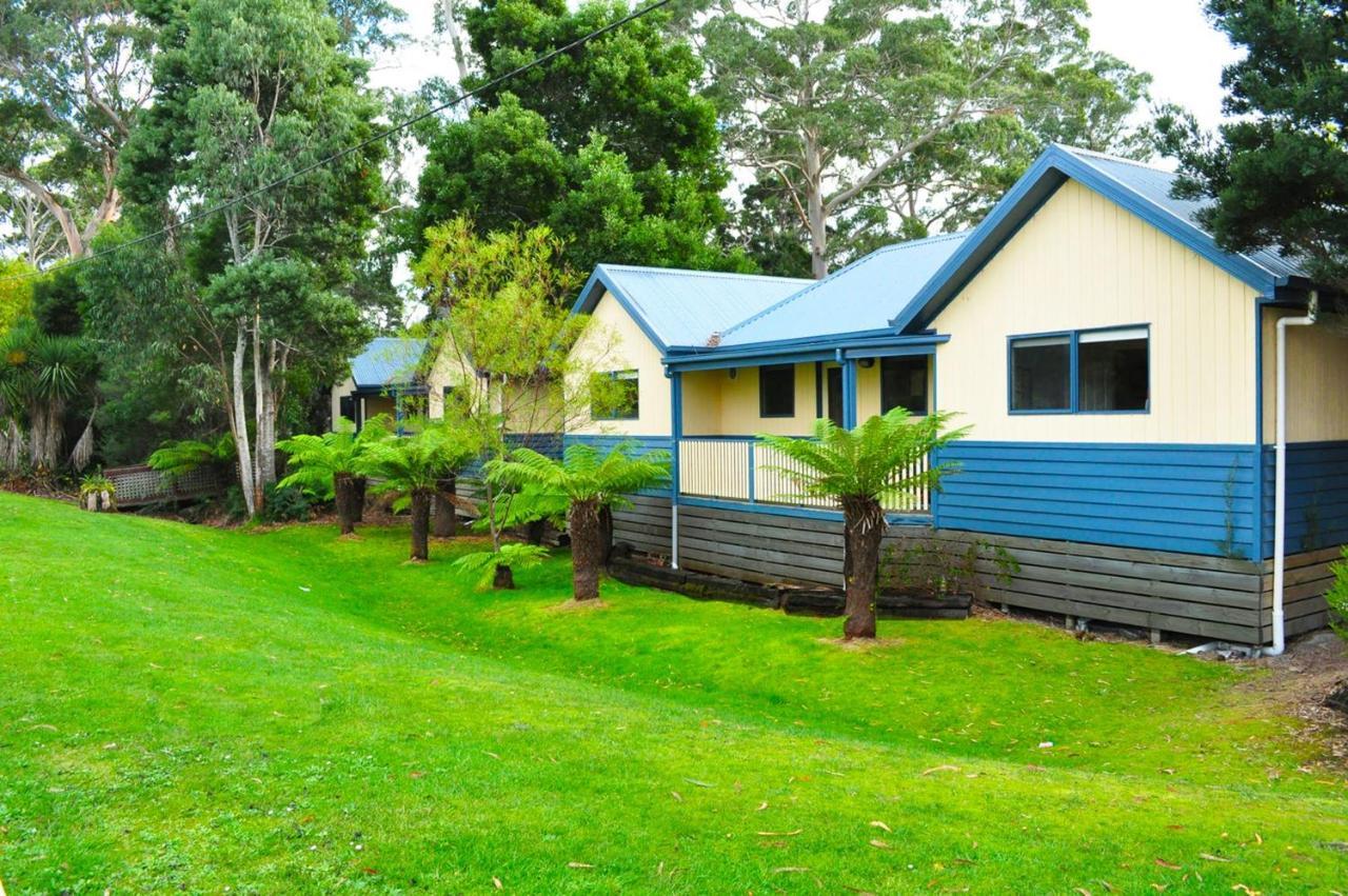 Strahan Retreat Holiday Park ภายนอก รูปภาพ